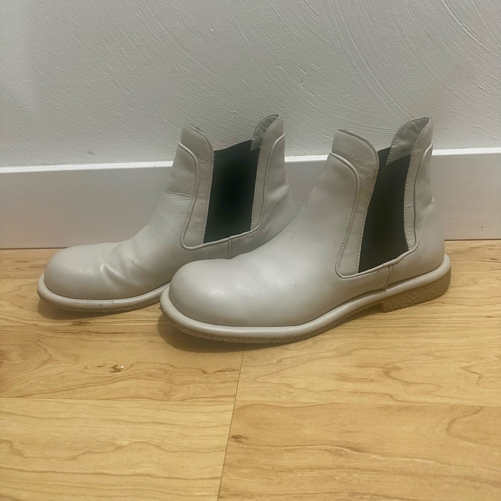 Zara White Ankle Boots